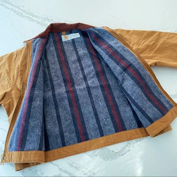 Vintage Carhartt Blanket Lined Jacket Made in USA - Picture 4 of 11